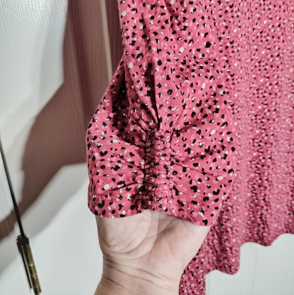 LOFT Pink Smocked Sleeve Blouse - Picture 4 of 6